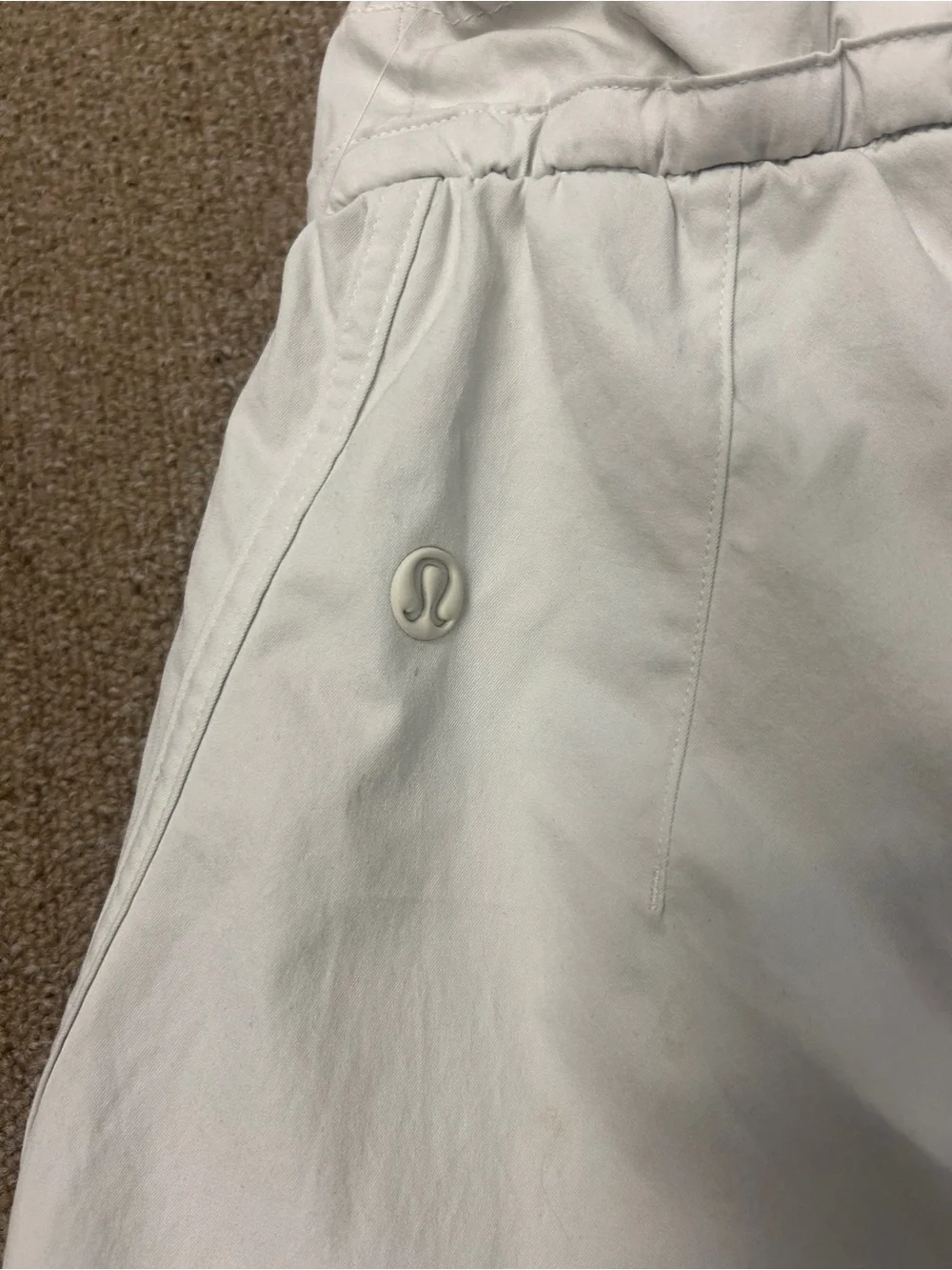 Lululemon Cinchable Waist High-Rise Woven Short 3.5